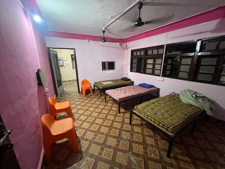 Bedroom, mahindra-citadel Pg For Boys In Pimpri 10309556