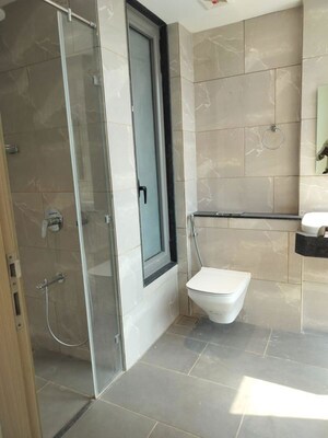 Bathroom in 4 BHK Apartment at Rustomjee Crown, Prabhadevi – for Rent