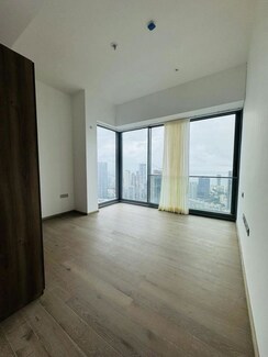 4 BHK + Pooja Room,Servant Room Apartment For Rent in Rustomjee Crown
