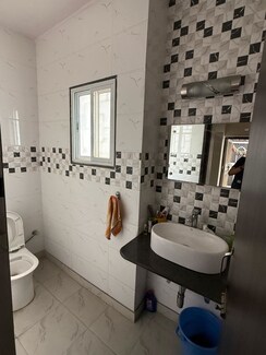 2 BHK + Store Room Builder Floor For Rent in Janakpuri