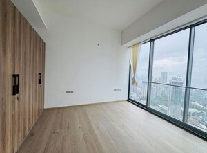 Room in 5 BHK Apartment at Rustomjee Crown, Prabhadevi – for Rent