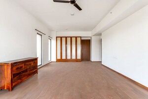 Room in 3 BHK Apartment at UKN Miraya Rose, Whitefield – for Rent