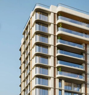 4 BHK Apartment – Entrance View at Khar West - for Sale