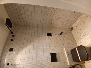 Bathroom in 5 BHK Apartment at Lakshachandi Apartments Goregaon East, Goregaon East – for Rent