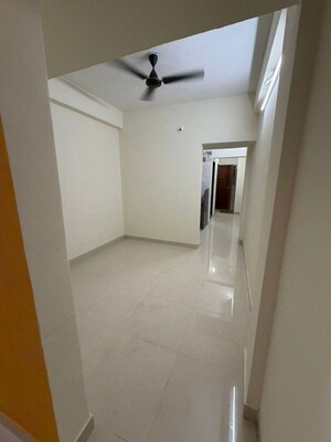 Room in 1 BHK Apartment at MIG Colony Gokhalenagar, Gokhalenagar – for Rent