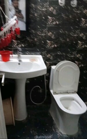 Team Area in 2 BHK Apartment at Migsun Twiinz, Eta Ii Greater Noida – for Rent