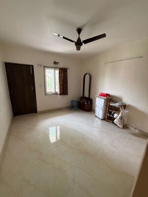 3 BHK Builder Floor For Rent in Janakpuri