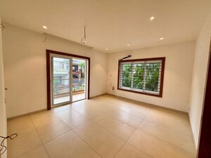 Bedroom in 3.5 BHK Apartment at Dona Paula – for Sale