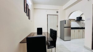 Team Area in 2 BHK Apartment at Chinar Park – for Rent