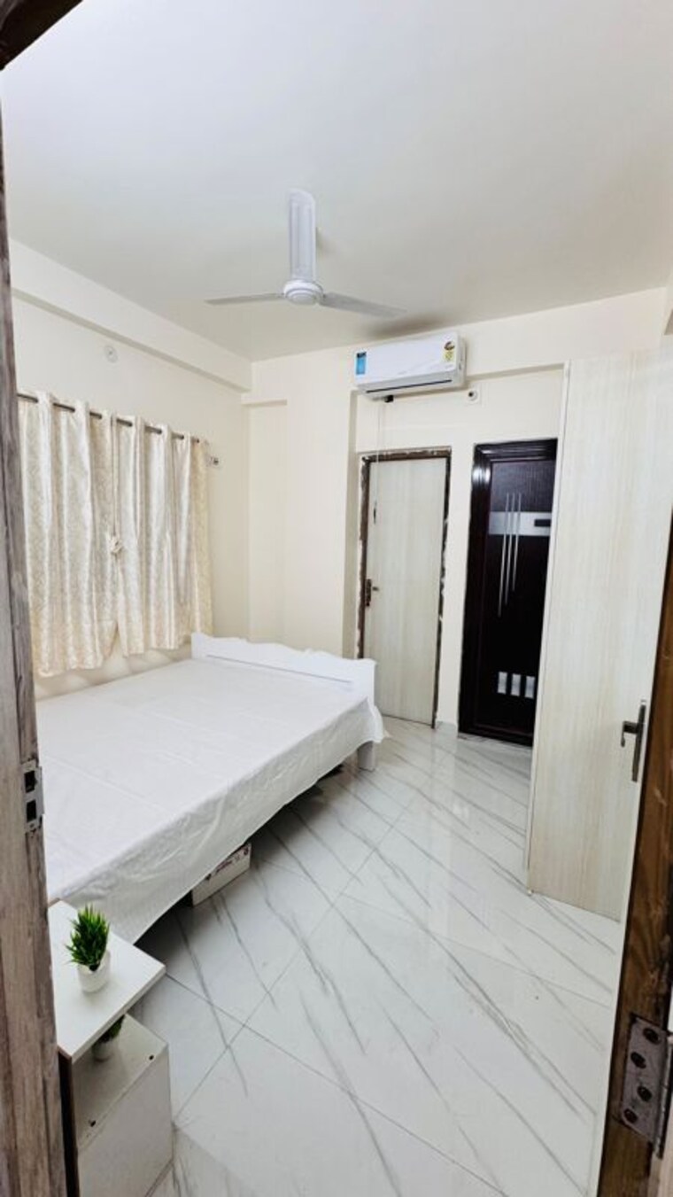 Bedroom, chinar park 2 Bedroom 750 Sq.Ft. Apartment In Chinar Park Kolkata 10309680