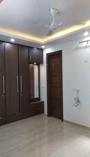 Bedroom in 2 BHK Builder Floor at Kalkaji – for Rent