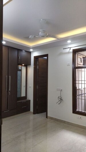 Bedroom in 2 BHK Builder Floor at Kalkaji – for Rent