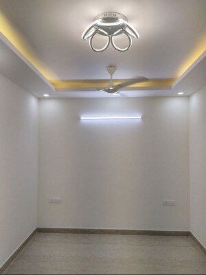2 BHK Builder Floor For Rent in Kalkaji