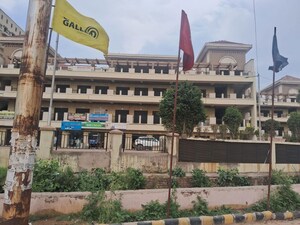  Shop For Sale in R Tech Capital Greens, Uit Sector 9