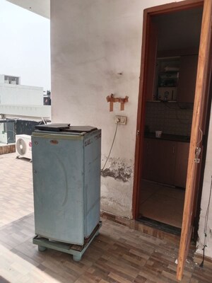 1 RK Builder Floor – Exterior View View at Sector 18 - for Rent