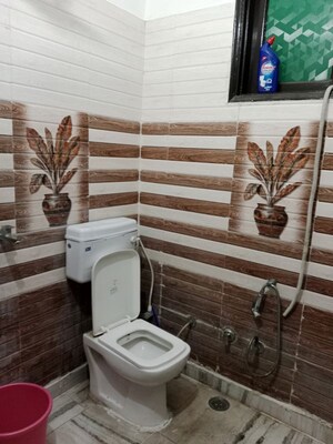 Bathroom in 2 BHK Builder Floor at Sector 13 – for Rent