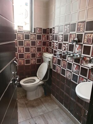 Bathroom in 2 BHK Builder Floor at Sector 13 – for Rent
