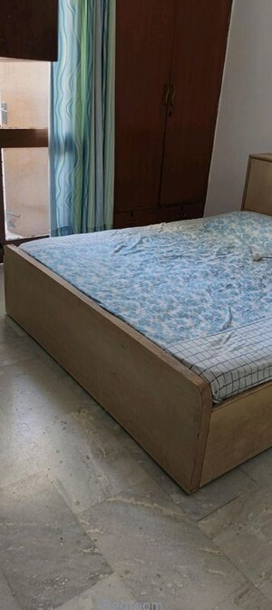 Bedroom in 3 BHK Apartment at Parsvnath Palacia, Pi I And Ii Greater Noida – for Rent
