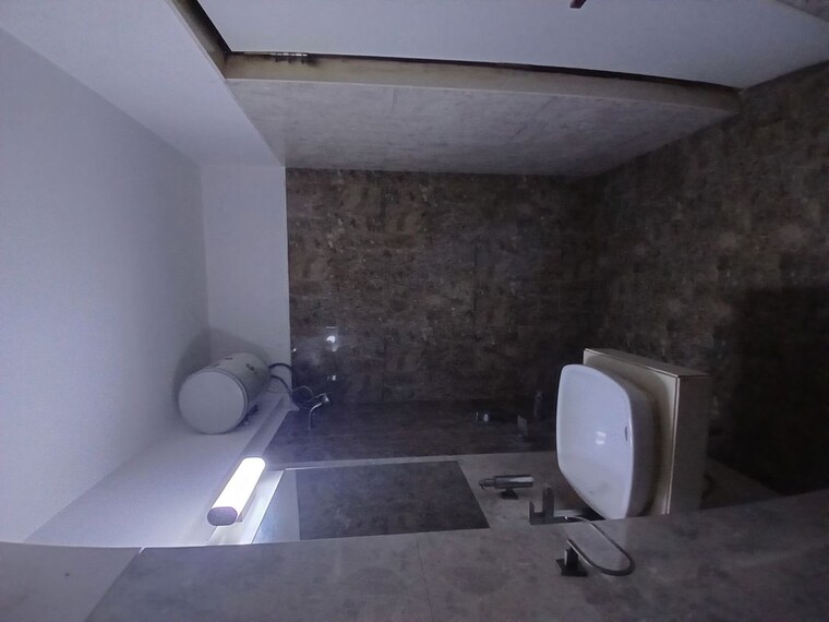 Bathroom, romell-umiya-grandeur 2 Bedroom 1200 Sq.Ft. Apartment In Goregaon East Mumbai 10309832