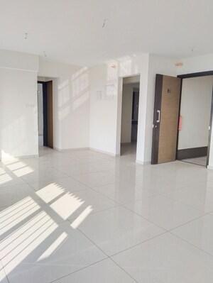 5 BHK Apartment For Sale in Chandak 34 Park Estate, Goregaon West