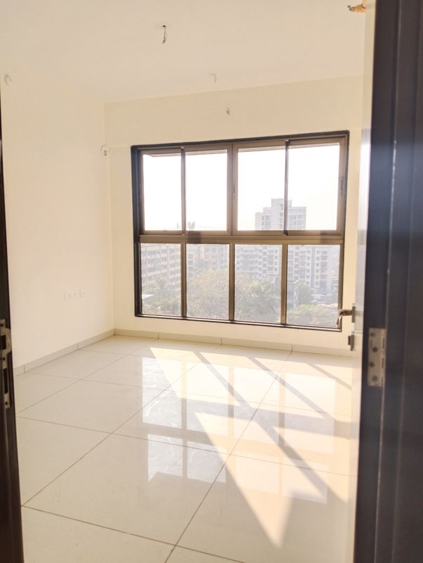 5 BHK 1450 Sq.Ft. Apartment in Chandak 34 Park Estate