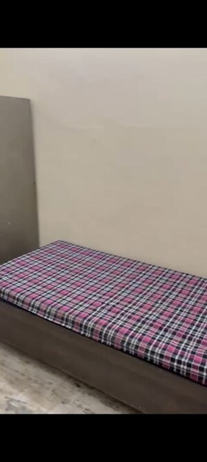 Bedroom in 1 BHK Builder Floor at Palam Vihar Residents Association, Palam Vihar – for Rent