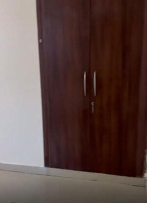 Furnished Amenities in 2.5 BHK Apartment at M R Platinum 321, Raj Nagar Extension – for Rent