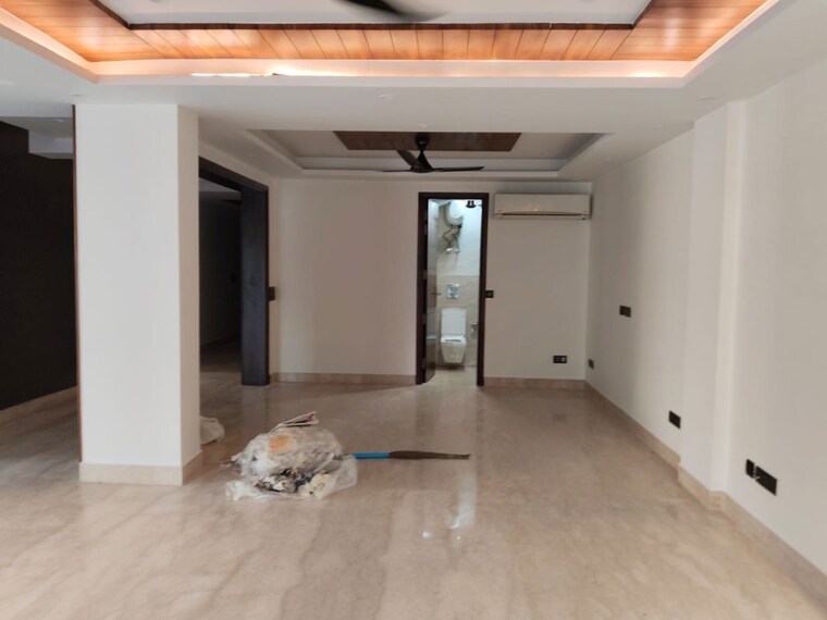 Room, greater kailash i 4 Bedroom 2500 Sq.Ft. Builder Floor In Greater Kailash I Delhi 10310049