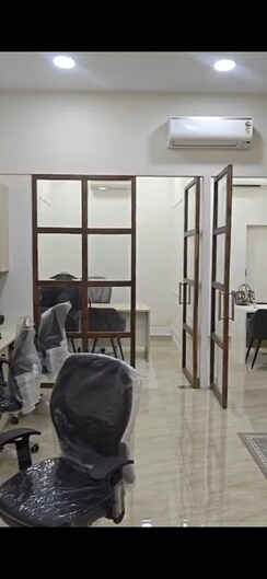Office Space For Rent in Laxmi Industrial Estate