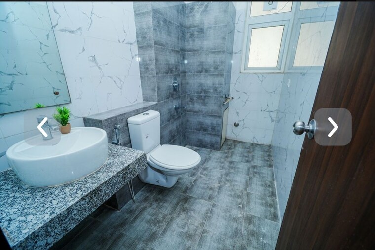 Bathroom, umang-winter-hills-phase-2 2 Bedroom 1342 Sq.Ft. Apartment In Sector 77 Gurgaon 10310055