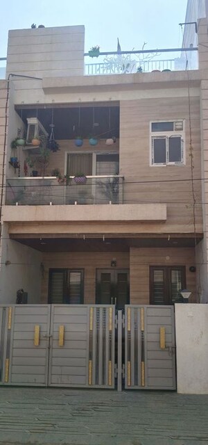 4 BHK Villa For Sale in Mansarovar