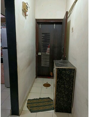 Building Lobby in 2 BHK Apartment at Vijay Nagari CHS, Vijay Nagari – for Sale