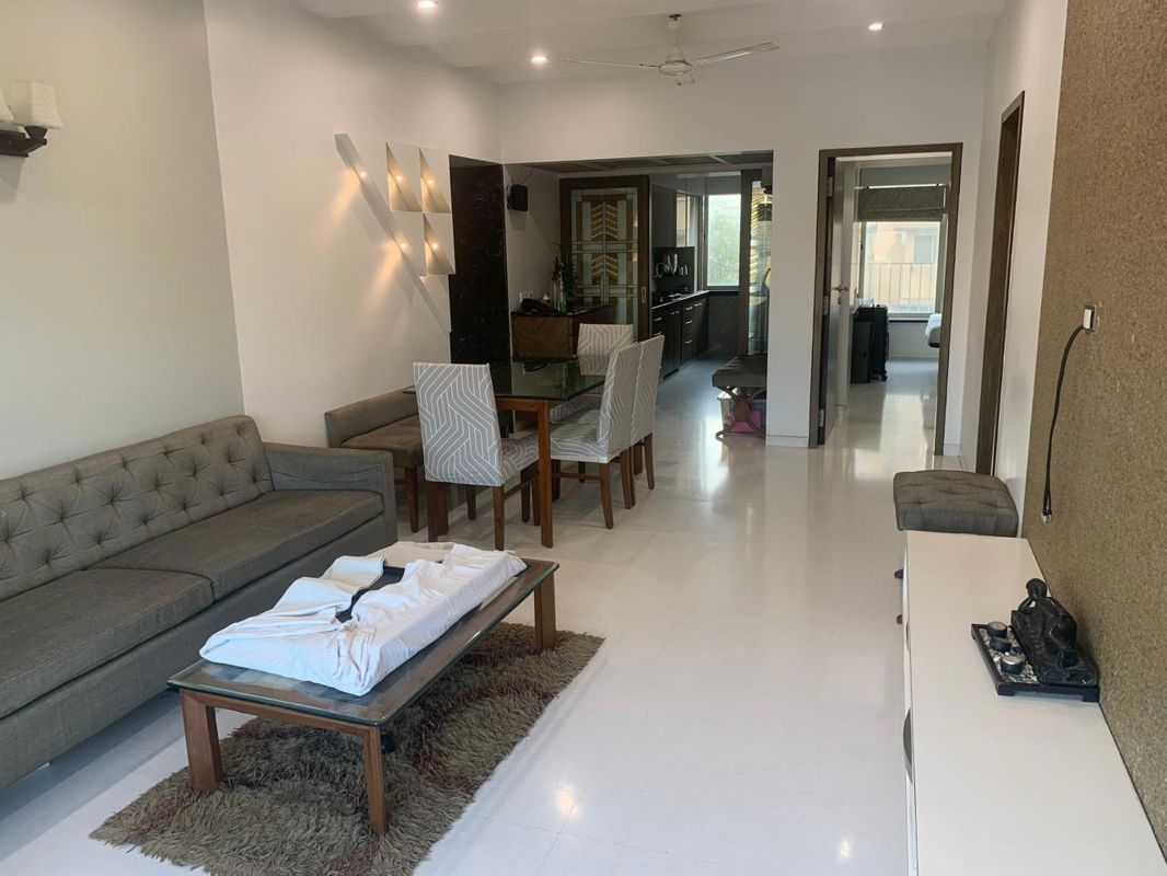 2 BHK + Servant Room,Extra Room Apartment For Rent in Heera Panna Apartment