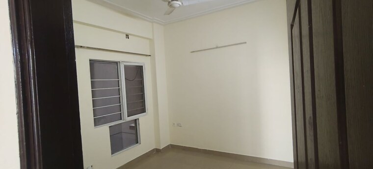 Room, jm-aroma 3 Bedroom 993 Sq.Ft. Apartment In Sector 75 Noida 10310180