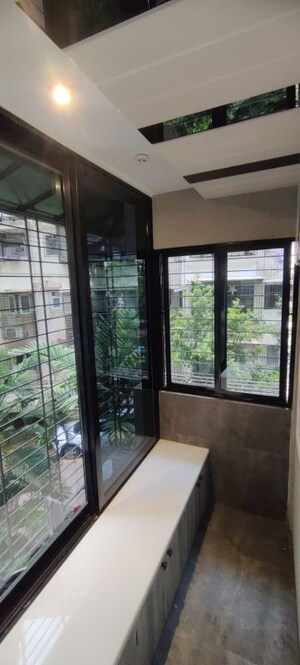 Room in 1.5 BHK Apartment at Juhu Green Apartment, Juhu – for Rent