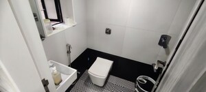 Master Bedroom in 1.5 BHK Apartment at Juhu Green Apartment, Juhu – for Rent