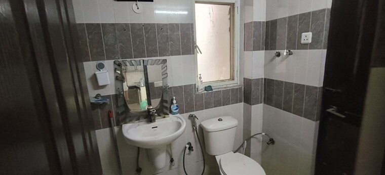 Team Area, jm-orchid 2 Bedroom 1147 Sq.Ft. Apartment In Sector 76 Noida 10310194