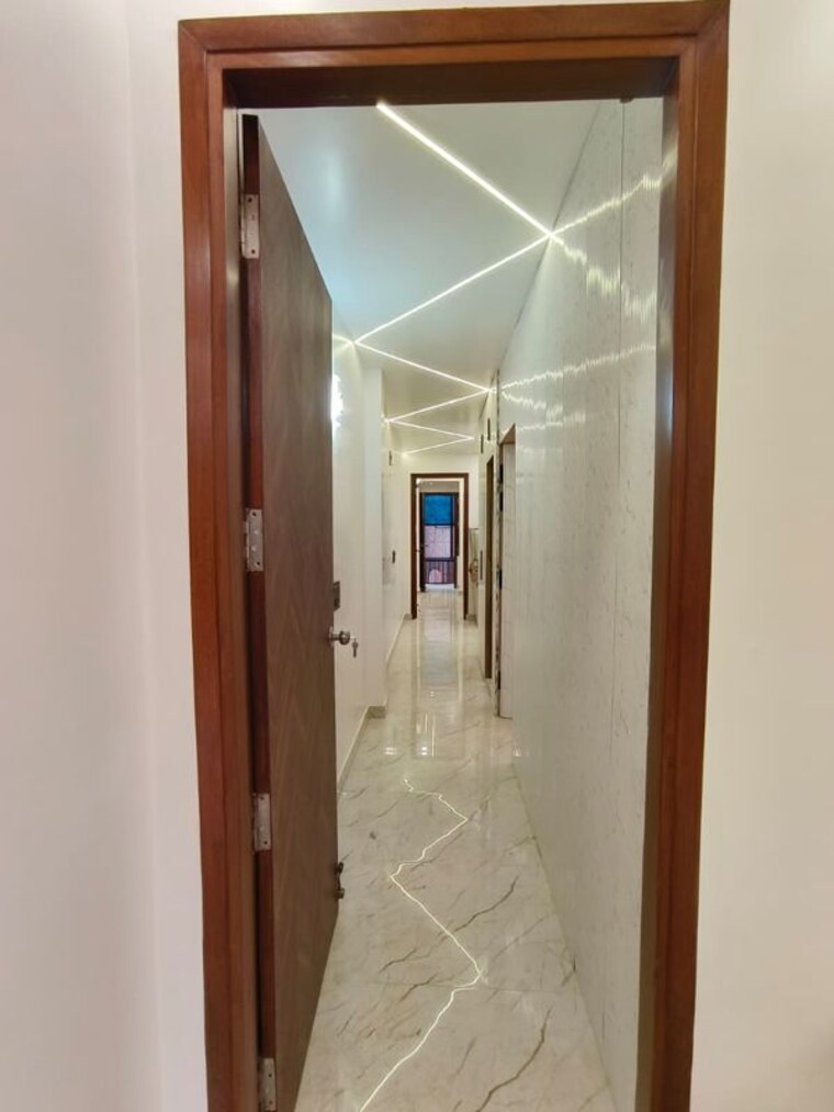 Entrance, lajpat nagar ii 2 Bedroom 1800 Sq.Ft. Builder Floor In Lajpat Nagar ii Delhi 10310220