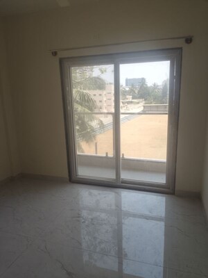 Room in 3 BHK Apartment at BR Residency, Haralur Road – for Rent