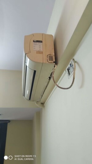 Furnished Amenities in 1 BHK Apartment at Seawoods – for Rent