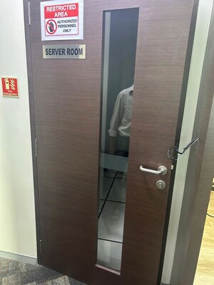 Furnished Amenities in  Office Space at Wadhwa The Capital, Bandra East – for Rent