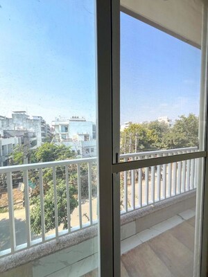 Balcony in 3 BHK Builder Floor at Sector 45 – for Rent