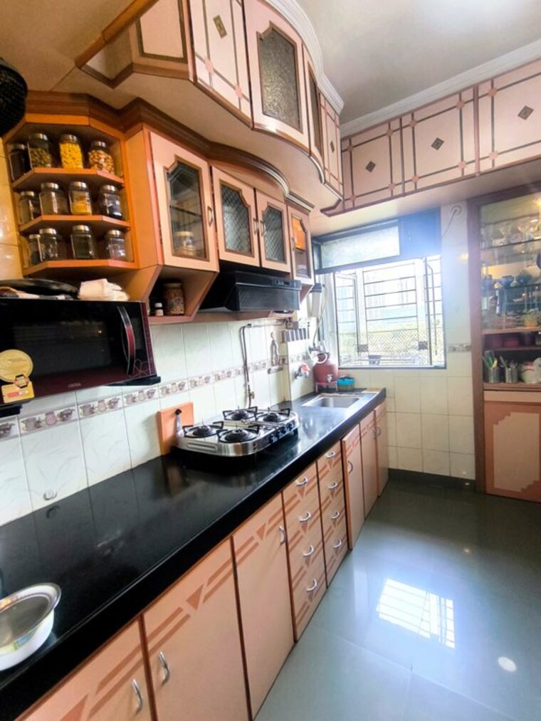 Kitchen, swastik garden 2 Bedroom 700 Sq.Ft. Apartment In Swastik Garden Thane 10310266
