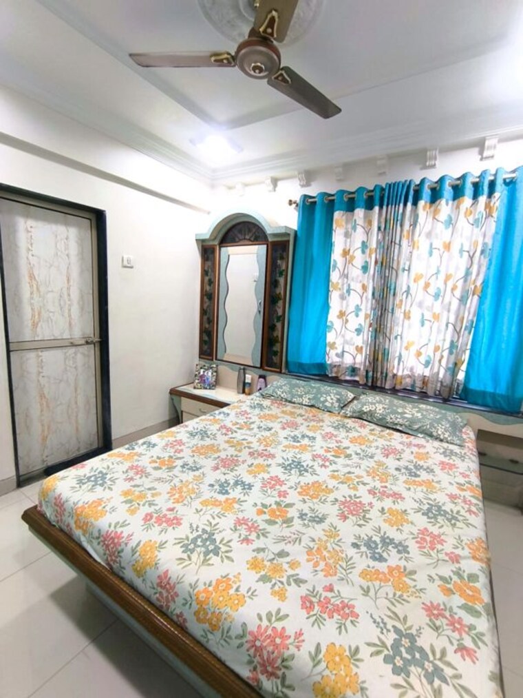 Bedroom, swastik garden 2 Bedroom 700 Sq.Ft. Apartment In Swastik Garden Thane 10310266
