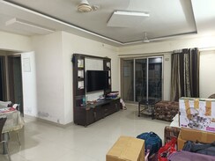 2 BHK + Servant Room Apartment For Rent in Kanakia Spaces Niharika