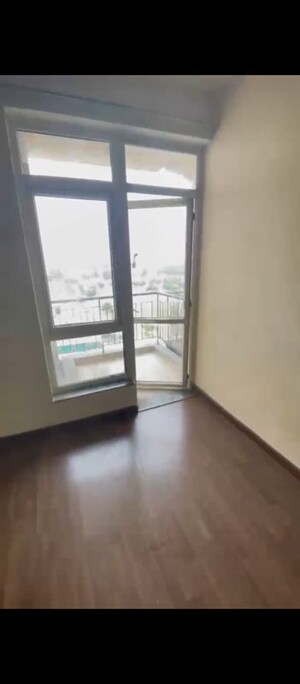 Room in 4 BHK Apartment at BPTP Park Elite Premium, Sector 84 – for Rent