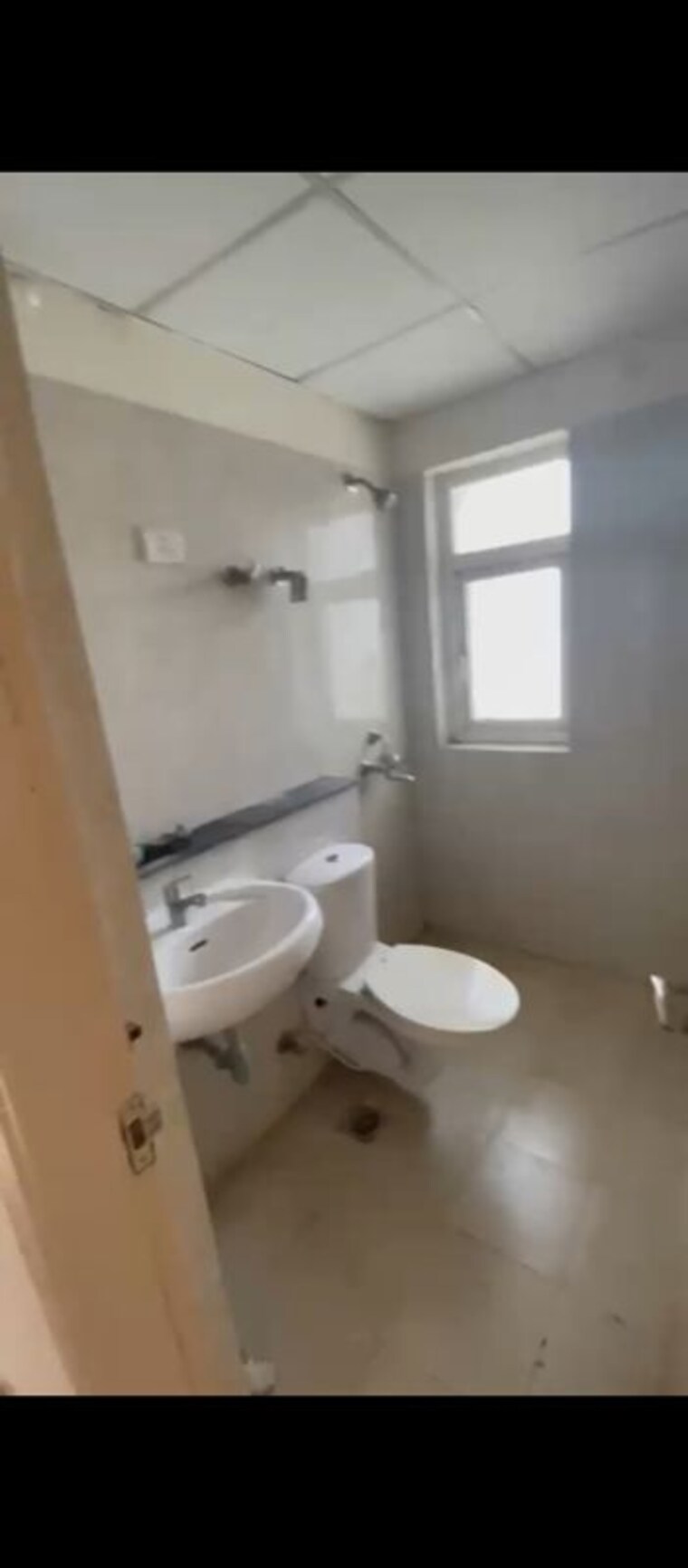 Bathroom, bptp-park-elite-premium 4 Bedroom 1300 Sq.Ft. Apartment In Sector 84 Faridabad 10310311