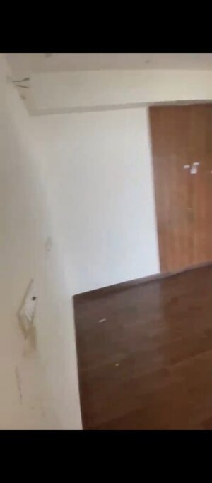 Room in 4 BHK Apartment at BPTP Park Elite Premium, Sector 84 – for Rent