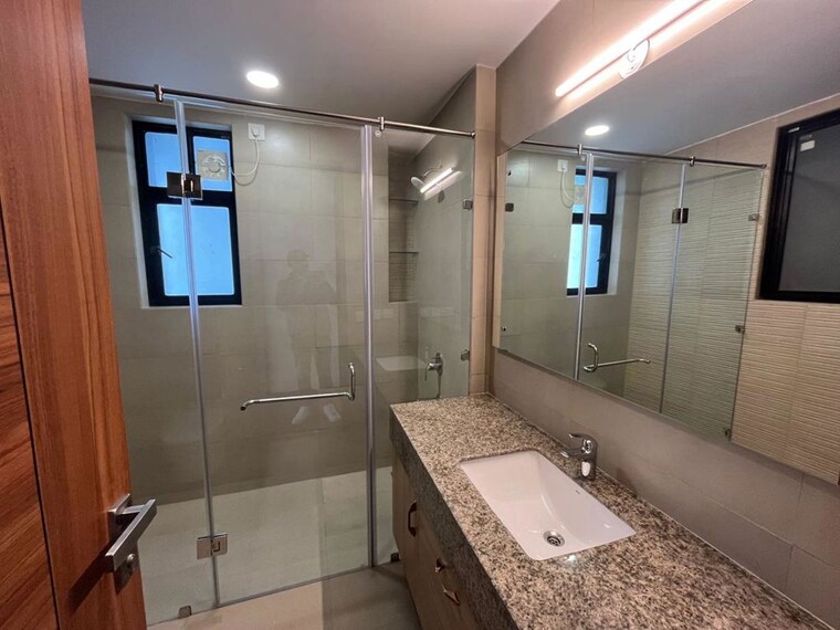 Attached Bathroom, mahindra-luminare 3 Bedroom 3000 Sq.Ft. Apartment In Sector 59 Gurgaon 10310296
