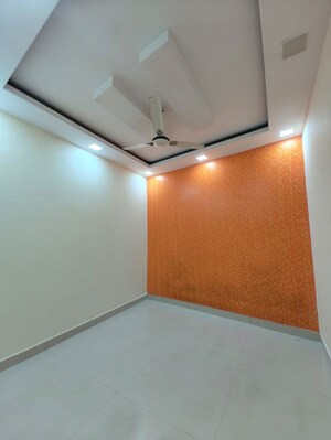 Bedroom in 1 BHK Builder Floor at Govindpuri – for Rent